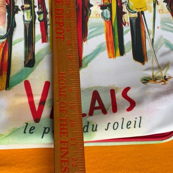 Lady Liberty Fashions Red & White Ski Valais Tote, NWT - Picture 6 of 16